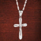 První svaté přijímání - Křížek s diamanty: Stříbrný medailon s řetízkem