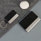Monogram + jméno - Gravírované pouzdro na vizitky s kroužkem na klíče