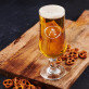 Monogram v kruhu květiny - Sklenice na pivo na stopce