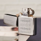 Nejlepší svědek - Zapalovač zippo