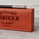 Nejúžasnější babička - Pero Parker v koženém pouzdře