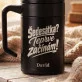 Termohrnek S Uchem 400 Ml Pro Šedesátiletého Muže Dárek K 60 Narozeninám Pro Muže: Šedesátka? Teprve Začínám
