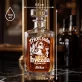 Personalizovaná Karafa Na Whisky Pro 37Letou Ženu Dárek K 35 Narozeninám Pro Ženu: Třicet Sedm A Stále Personalizovaná Karafa Na Whisky Pro 37Letou Ženu Dárek K 35 Narozeninám Pro Ženu: Třicet Sedm A Stále