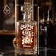Personalizovaná Karafa Na Whisky K 40 Dárek K 40 Narozeninám Pro Muže: Čtyřicet A Pořád Fičí Personalizovaná Karafa Na Whisky K 40 Dárek K 40 Narozeninám Pro Muže: Čtyřicet A Pořád Fičí