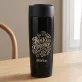 Termohrnek s Gravírováním Pro Milovnici Koček Dárek Pro Ženu: Kočičí Elegance Termohrnek s Gravírováním Pro Milovnici Koček Dárek Pro Ženu: Kočičí Elegance