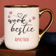 Work bestie - Keramický hrnek se zlatým okrajem Work bestie - Keramický hrnek se zlatým okrajem