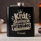 Placatka S Gravírováním Pro Ředitele Školy Dárek Pro Muže: Král Školních Pravidel Placatka S Gravírováním Pro Ředitele Školy Dárek Pro Muže: Král Školních Pravidel