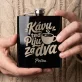 Placatka S Gravírováním Pro Nastávající Maminku Dárek Ke Dni Matek Pro Ženu: Kávu Teď Piju Za Dva Placatka S Gravírováním Pro Nastávající Maminku Dárek Ke Dni Matek Pro Ženu: Kávu Teď Piju Za Dva